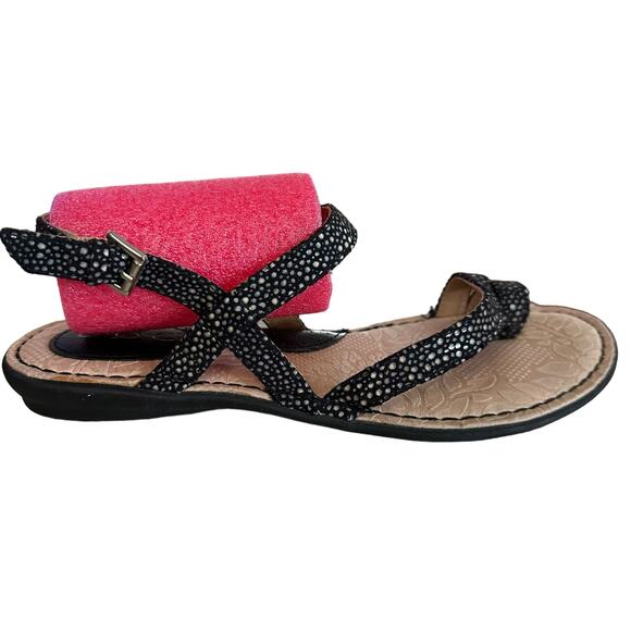 BOC black strappy toe loop flats size 8 - Picture 4 of 8